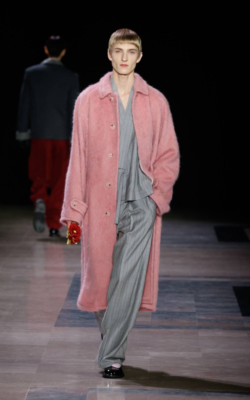 2025年秋冬コレクション | ファッション ショーをご覧ください | KENZO